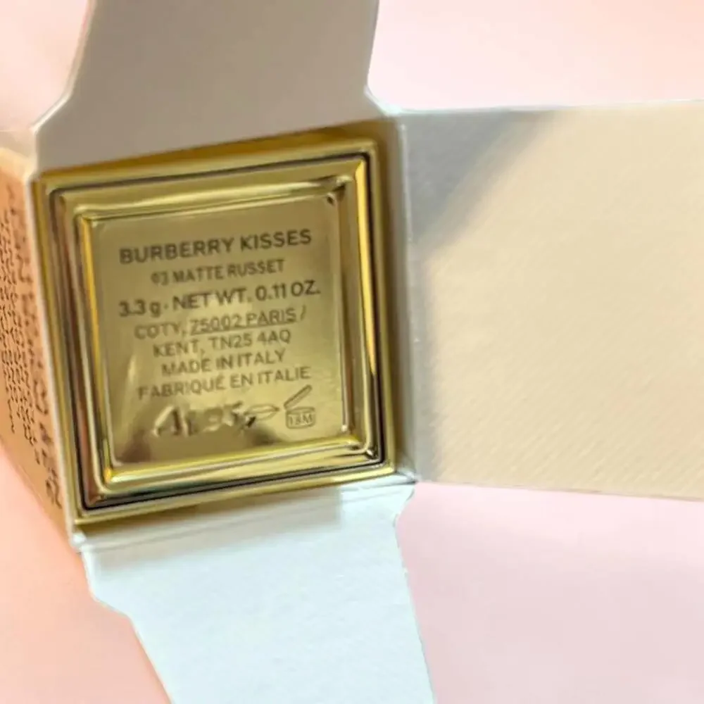 Burberry Kisses Matte Lip Colour